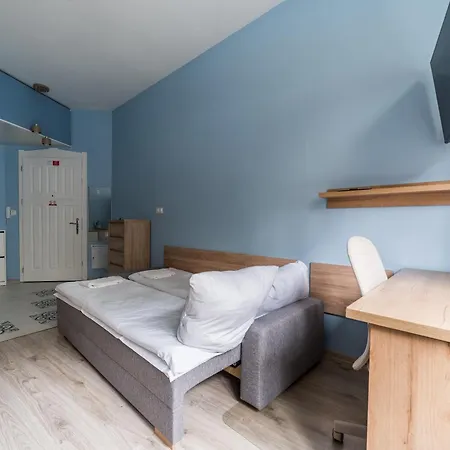 Апартаменты Wierzbiecice Homely By Bookinghost