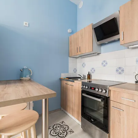 Апартаменты Wierzbiecice Homely By Bookinghost